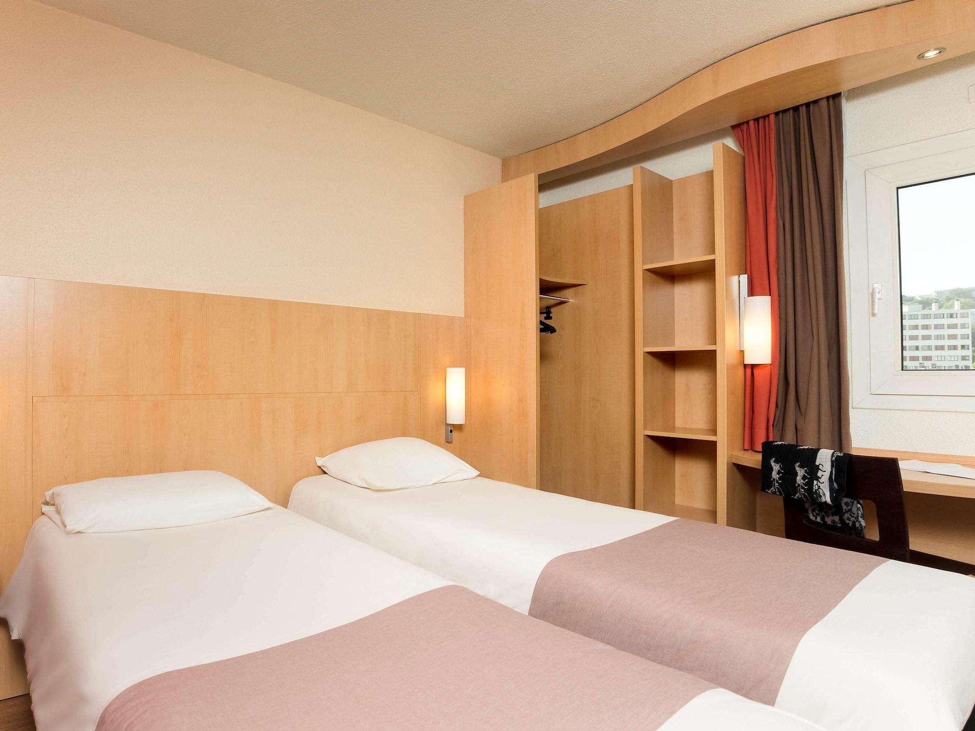 Ibis Issy Les Moulineaux "Val De Seine" Hotel Екстериор снимка