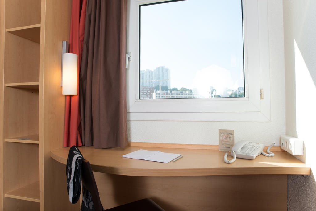 Ibis Issy Les Moulineaux "Val De Seine" Hotel Стая снимка